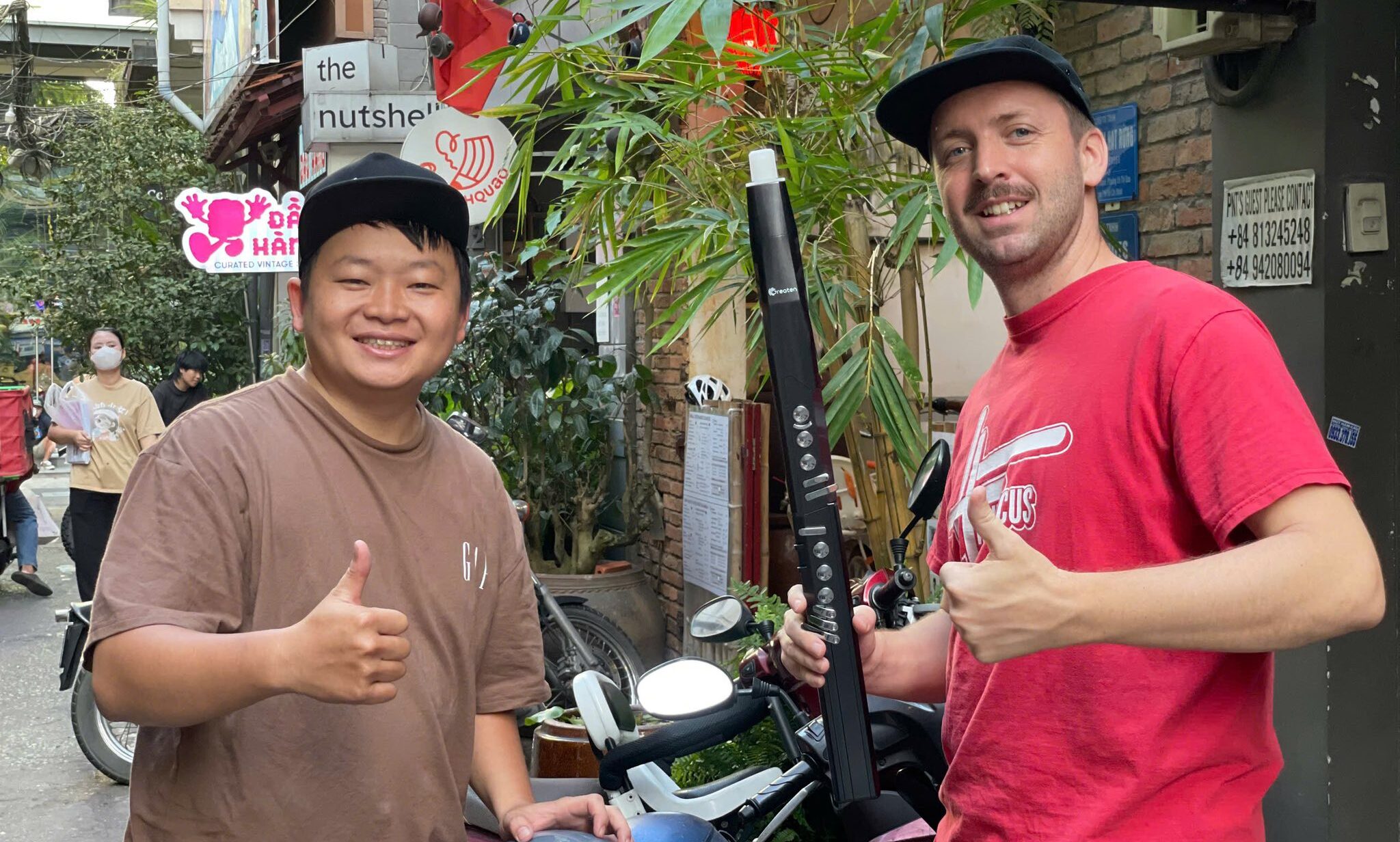 Nên mua kèn điện tử chính hãng ở đâu tại TP.HCM?